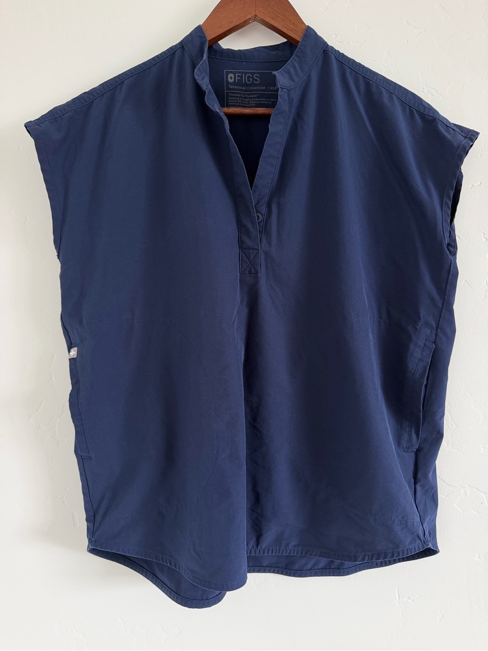FIGS Rafaela Oversized Scrub Top XXS Navy Blue Technical Collection